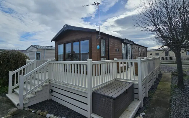 Mini Lodge Robin Hood Holiday Park