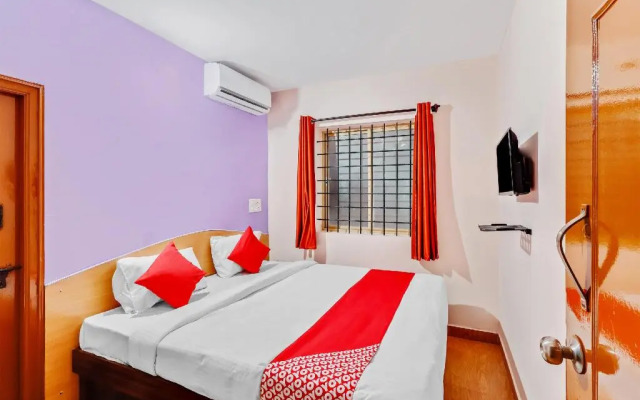 SPOT ON 49114 Airport Suites Saver