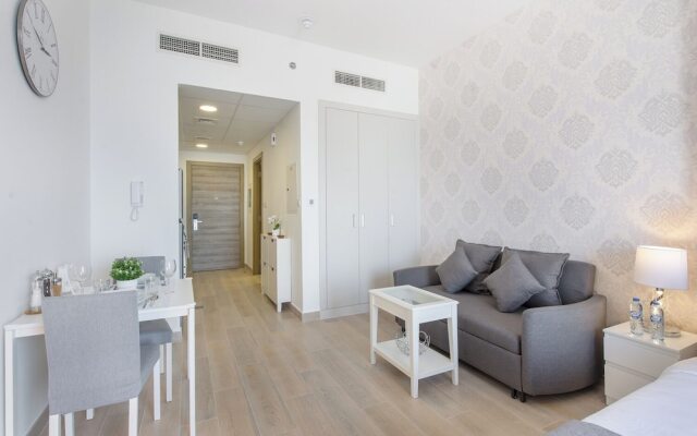 Beautiful Views From 30th Floor 2BD JVC