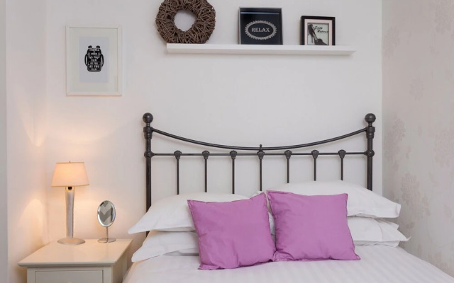 Stylish 2 Bed Flat 5 Minutes From Paddington