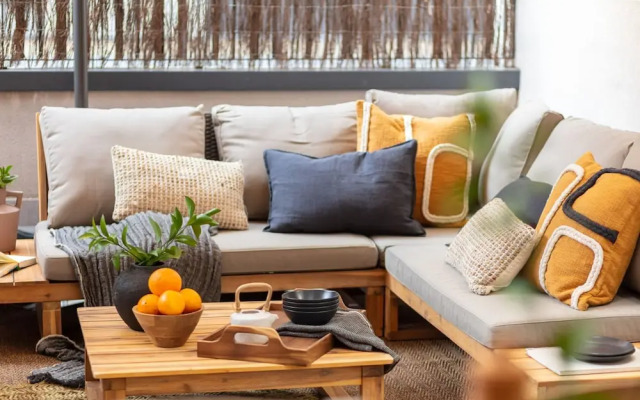 Ghassira - 2 Bedrooms and Terrace in Rios Rosas