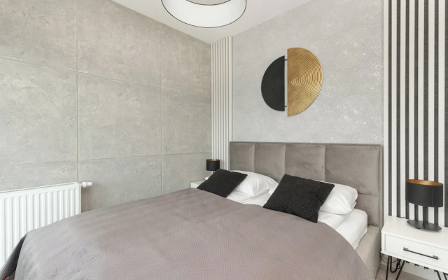Apartport With Port View by Renters