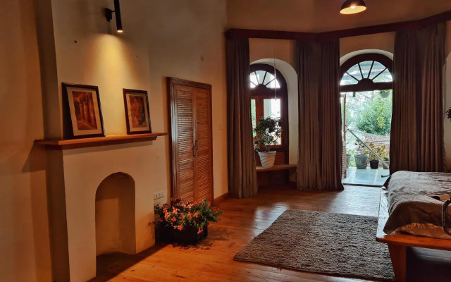 Deodar Homestay