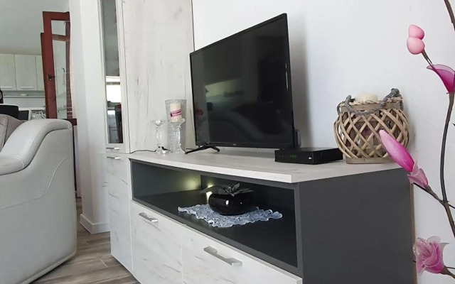 Apartment Jelena Sutvara