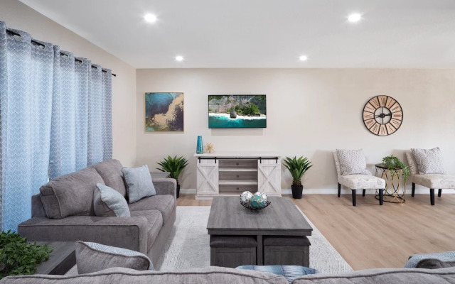 Blue Tides Getaway - Private Pool & Fire Pit