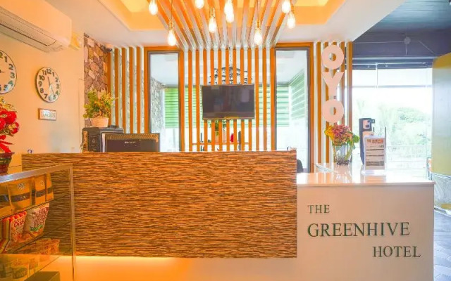 The Greenhive Hotel by OYO Rooms