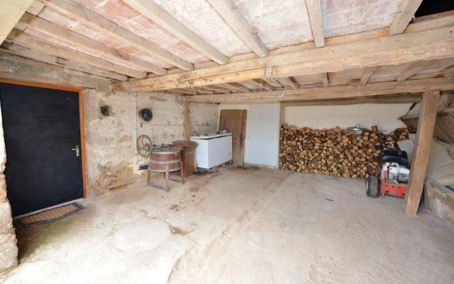 House With 2 Bedrooms in Alligny-en-morvan, With Wonderful Mountain Vi