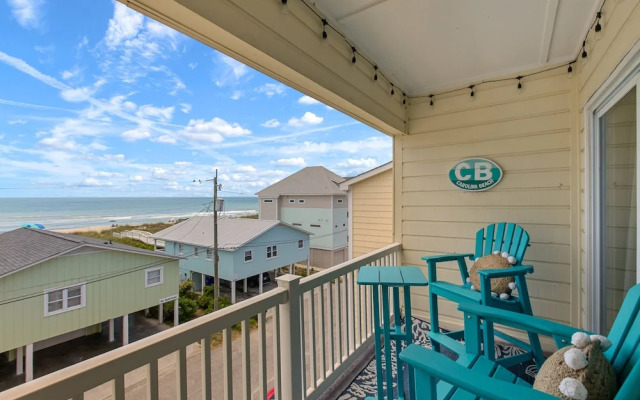 Tropical Winds by Carolina Retreats