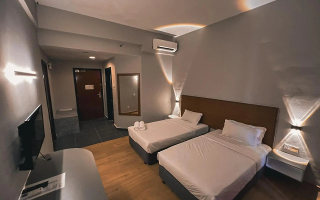 Garden View Hotel