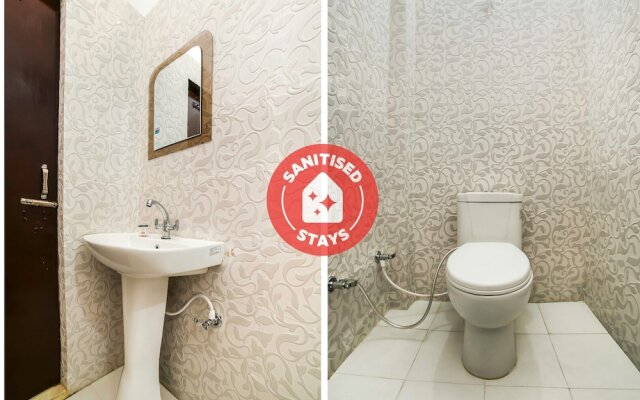 OYO 37914 Hotel Kalindi