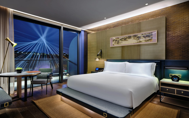 InterContinental Shanghai Wonderland by IHG