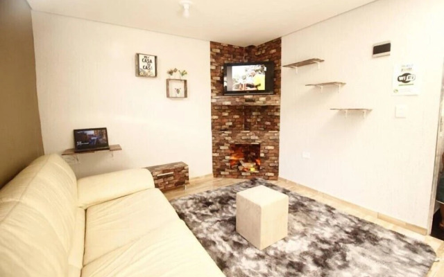 Hola Hostel