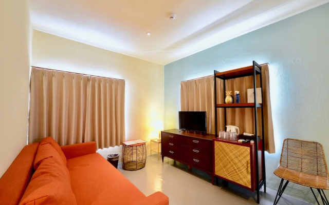 Adan Hotel