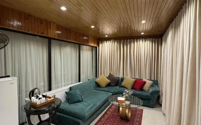 Maisonette Firhill Villas