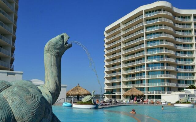 Crc1016 2 Bedroom Condo
