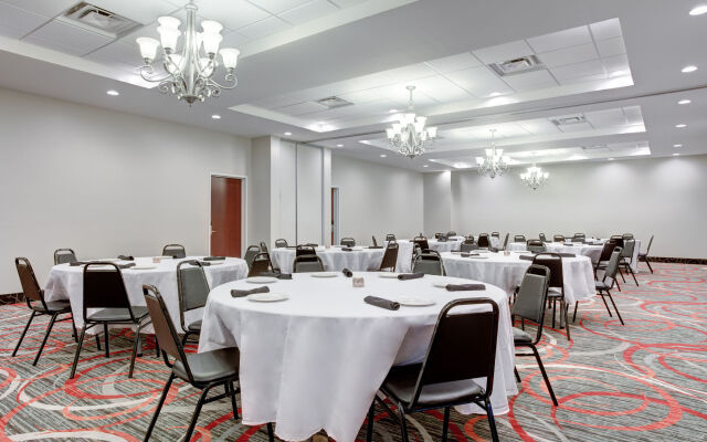 Holiday Inn Hotel & Suites Lafayette North by IHG
