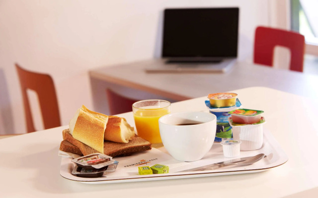 Premiere Classe Orange