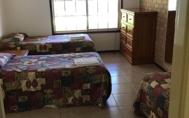 Travellers Rest Motel – Guest Rooms – Burswood