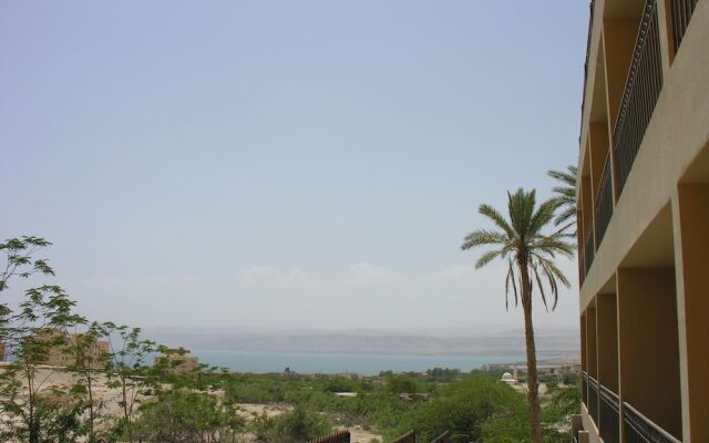 Thara Dead Sea