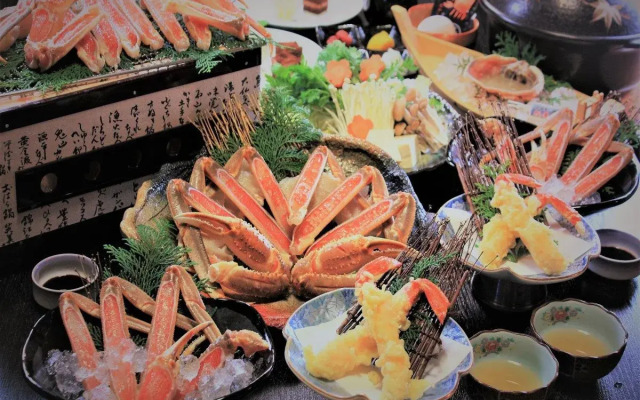 Seasonal inn Ozakiya