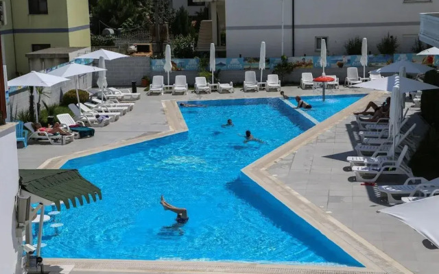 Hotel Lakaj 2