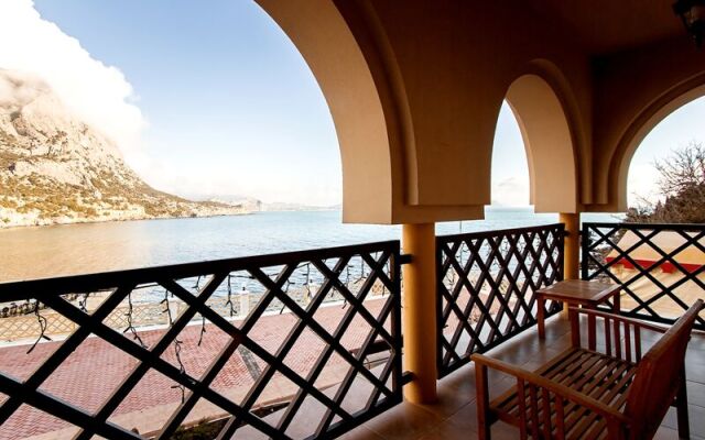 Винтаж-отель Новый Свет