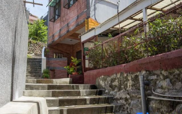 Jiufen Golden House