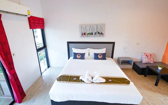 RoomQuest Chonburi Phanat Nikhom