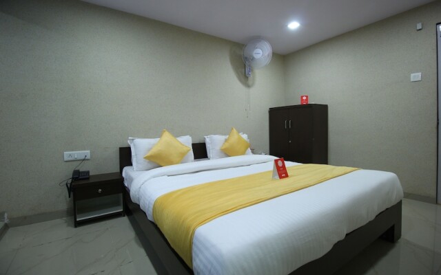 OYO 8692 Hotel Vibrant Regency