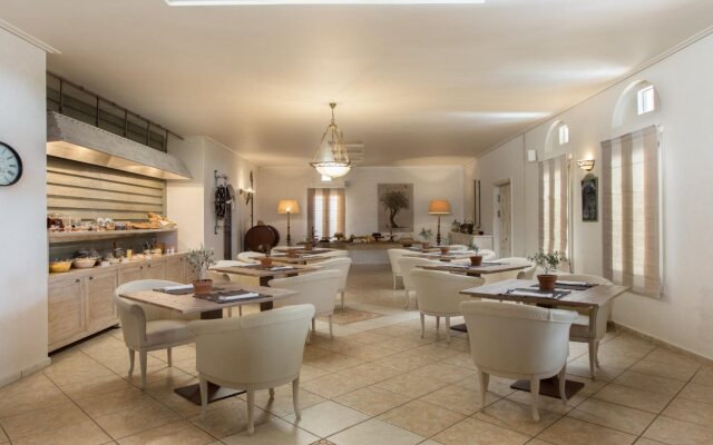 Porto Naxos Hotel