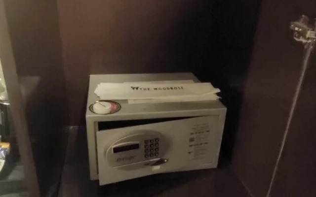 THE Woodrose