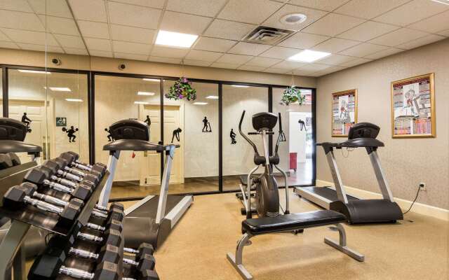 Quality Inn Near Joint Base Andrews - Washington Area