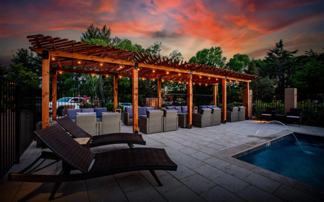 Arroyo Pinion Hotel, Ascend Hotel Collection