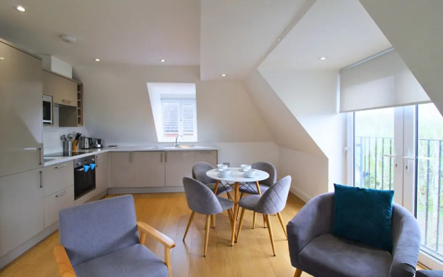 West Finchley by Viridian Apartments
