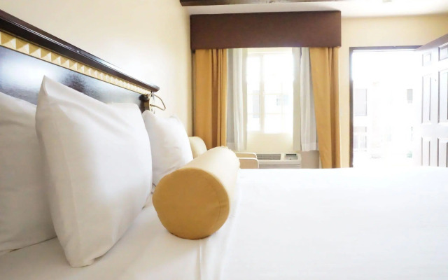 Tuscan Garden Inn