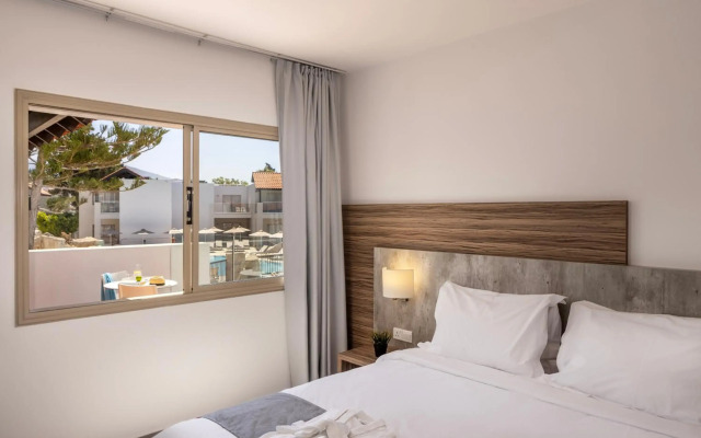 Kapetanios Aqua Resort