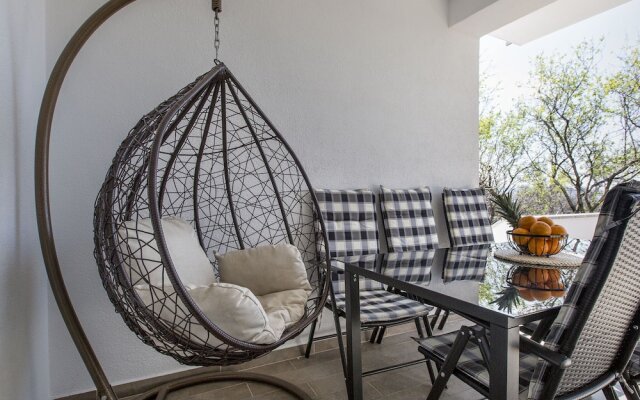 Secluded Holiday Home in Cesarica, Karlobag Near the Sea