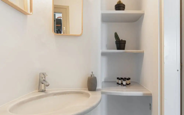 Contiki Resort Mykonos