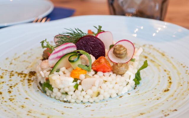 Отель Indigo Antwerp - City Centre, an IHG Hotel