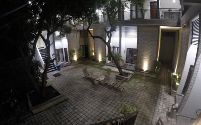 22 Guest House
