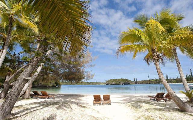 Oure Lodge Beach Resort