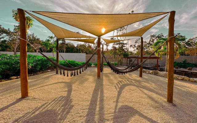 PentHouse con jacuzzi privado, cenotes, piscinas, GYM