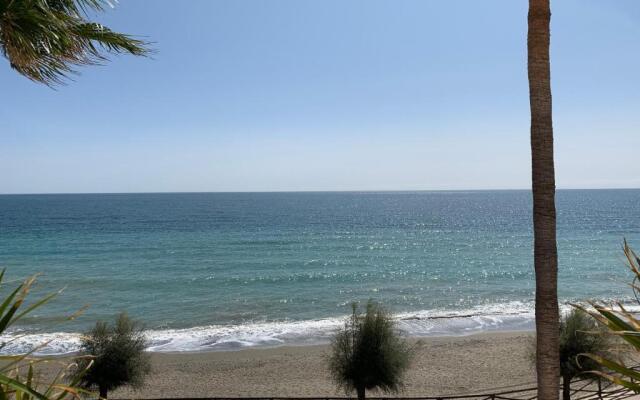 Apartamento luminoso 1ª línea Arena Beach_Estepona