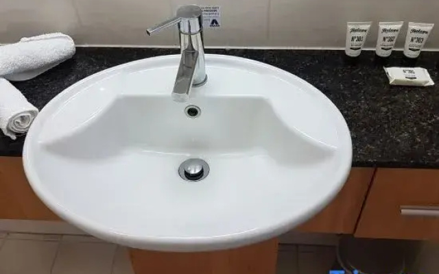 Central Ulaanbaatar | Walk to Chinggis Square | Modern 1BR Apt — фото 2