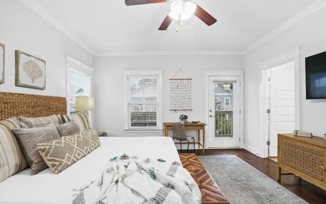 Highland Park - Shoreline Beach House