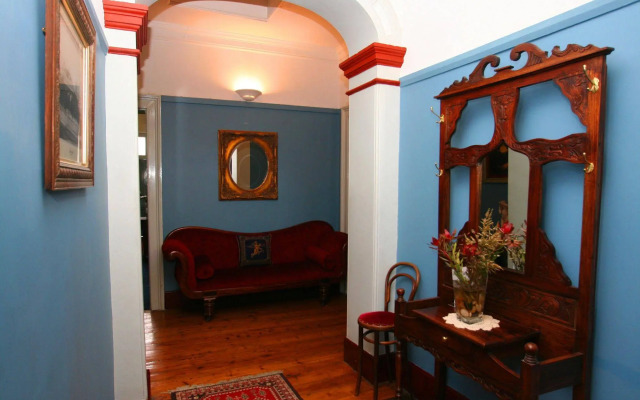 The Lodge on Elizabeth