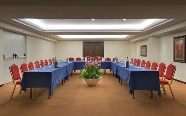 La Marquise Luxury Resort Complex