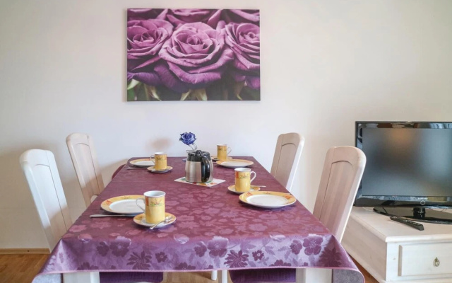 Nice Apartment in Warnemünde With 1 Bedrooms and Wifi
