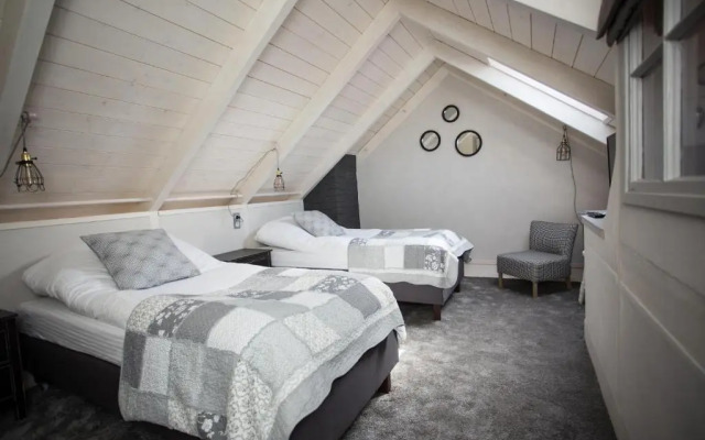 Poduszka Apartamenty Kamienica