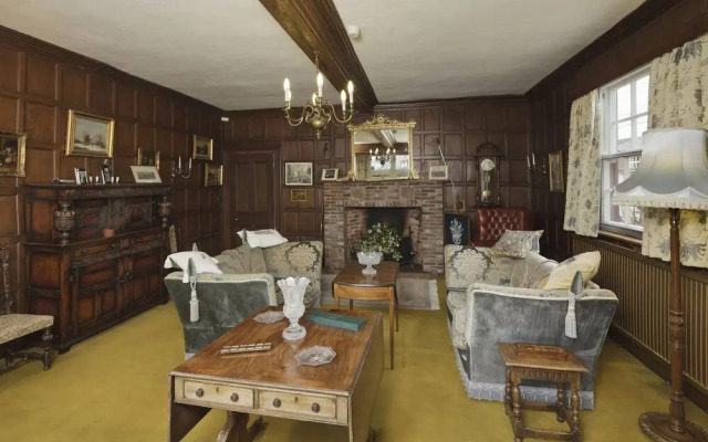 Haughley House B&B